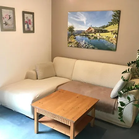 Schoene Gartenwohnung Im Seenland Wackersdorf Exterior photo